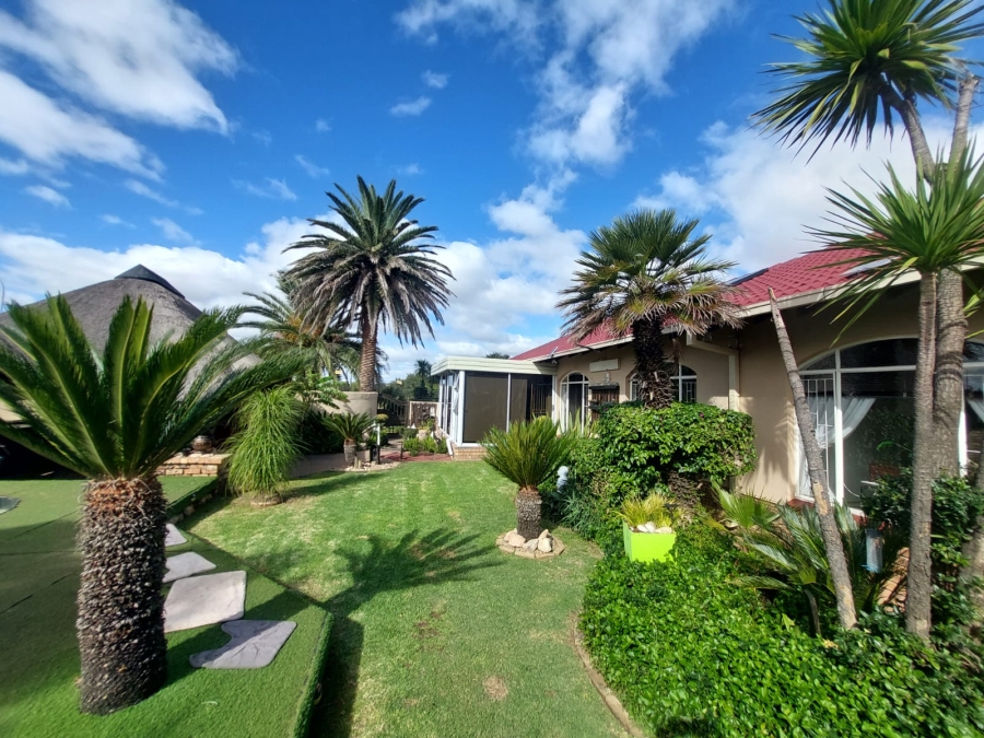 3 Bedroom Property for Sale in Meiringspark North West
